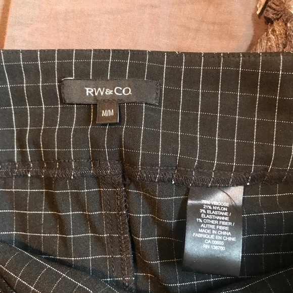 NWT RW&Co Black And White Checkered Skirt - Picture 4 of 4